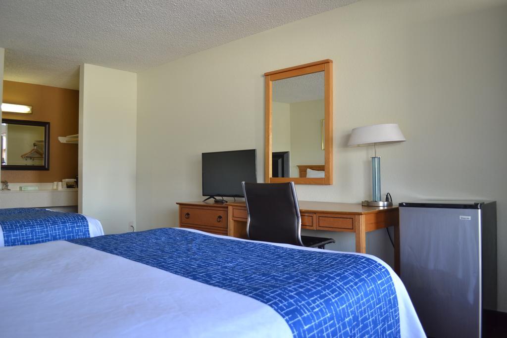 Travelodge By Wyndham Sea-Tac Airport North Tukwila Extérieur photo