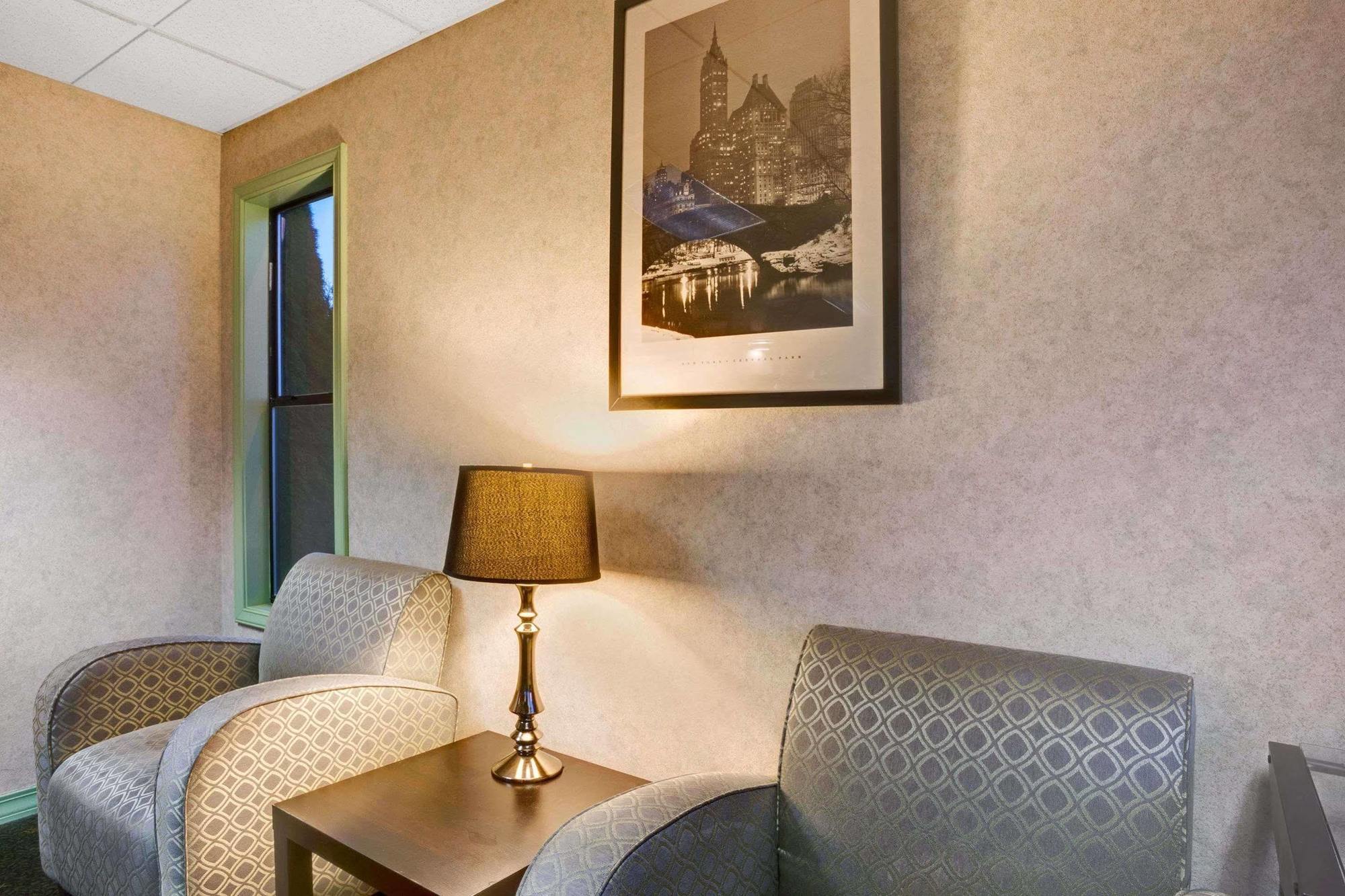 Travelodge By Wyndham Sea-Tac Airport North Tukwila Extérieur photo